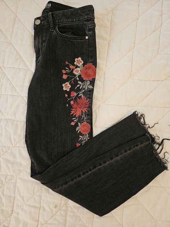 a.n.a Denim - A.N.A. - Black Floral Embroidered Jeggings  Size 4